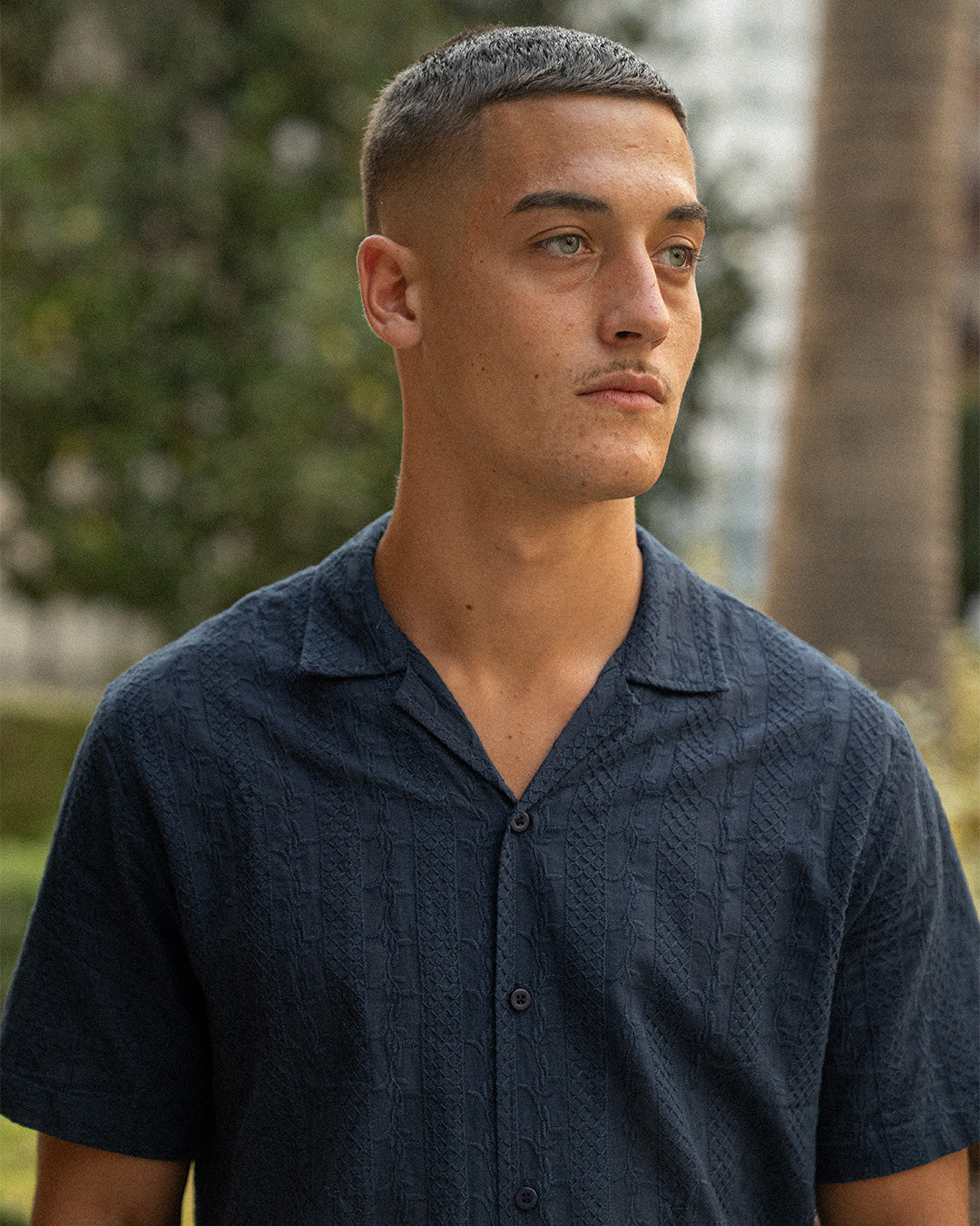 Camisa casual bordada